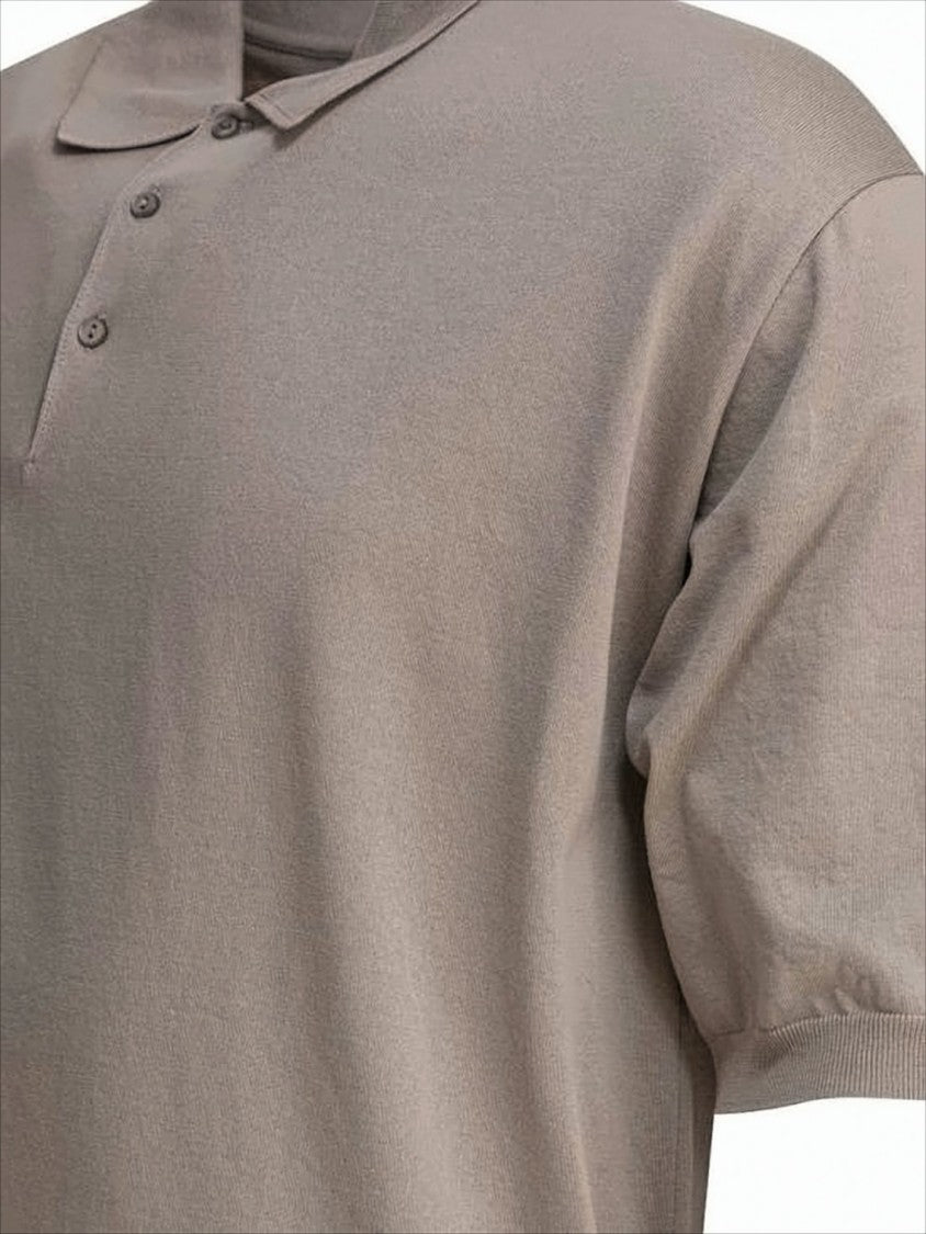 Relaxed-Fit Short-Sleeved Sweater with Classic Polo Collar