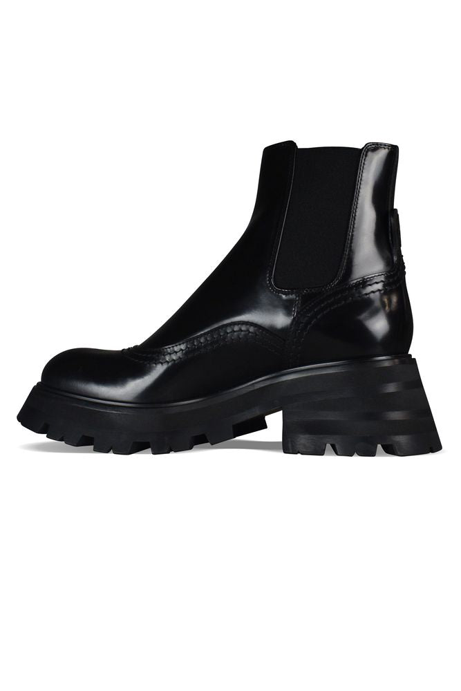 Wander Chelsea Boots