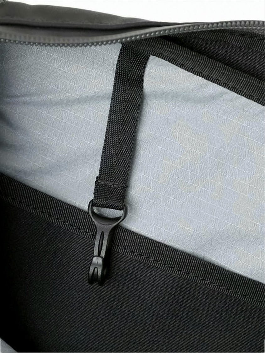 Minimalist Shoulder Bag with Front Zip Pocket