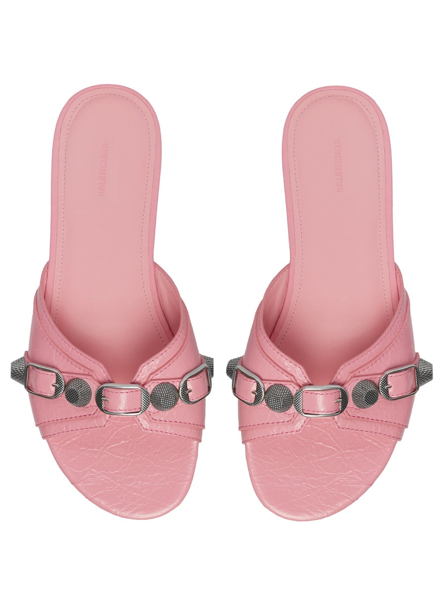 Sandalwood Leather Upper Sandals with Minimalist Design