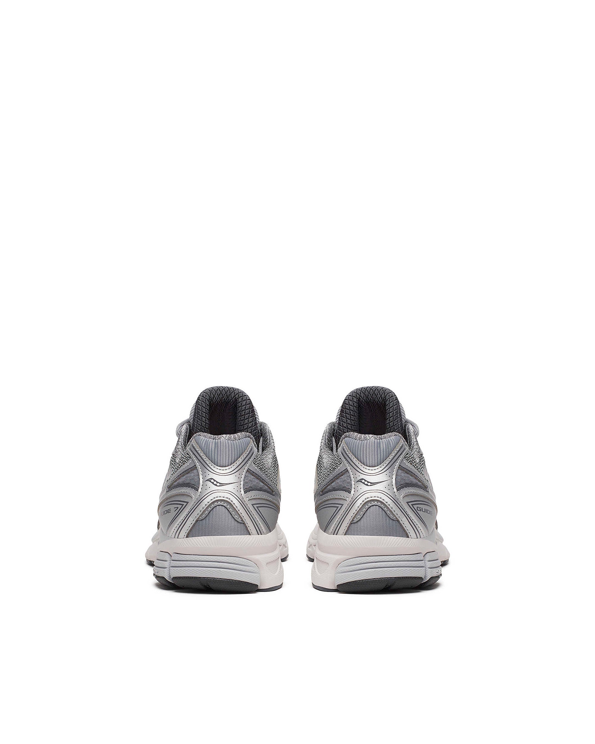 Progrid Guide 7 Sneakers In Grey/Silver