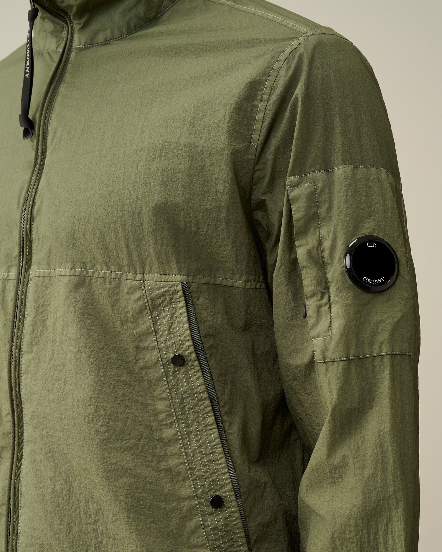 Lightweight High-Collar Casual Jacket With Flap Pockets