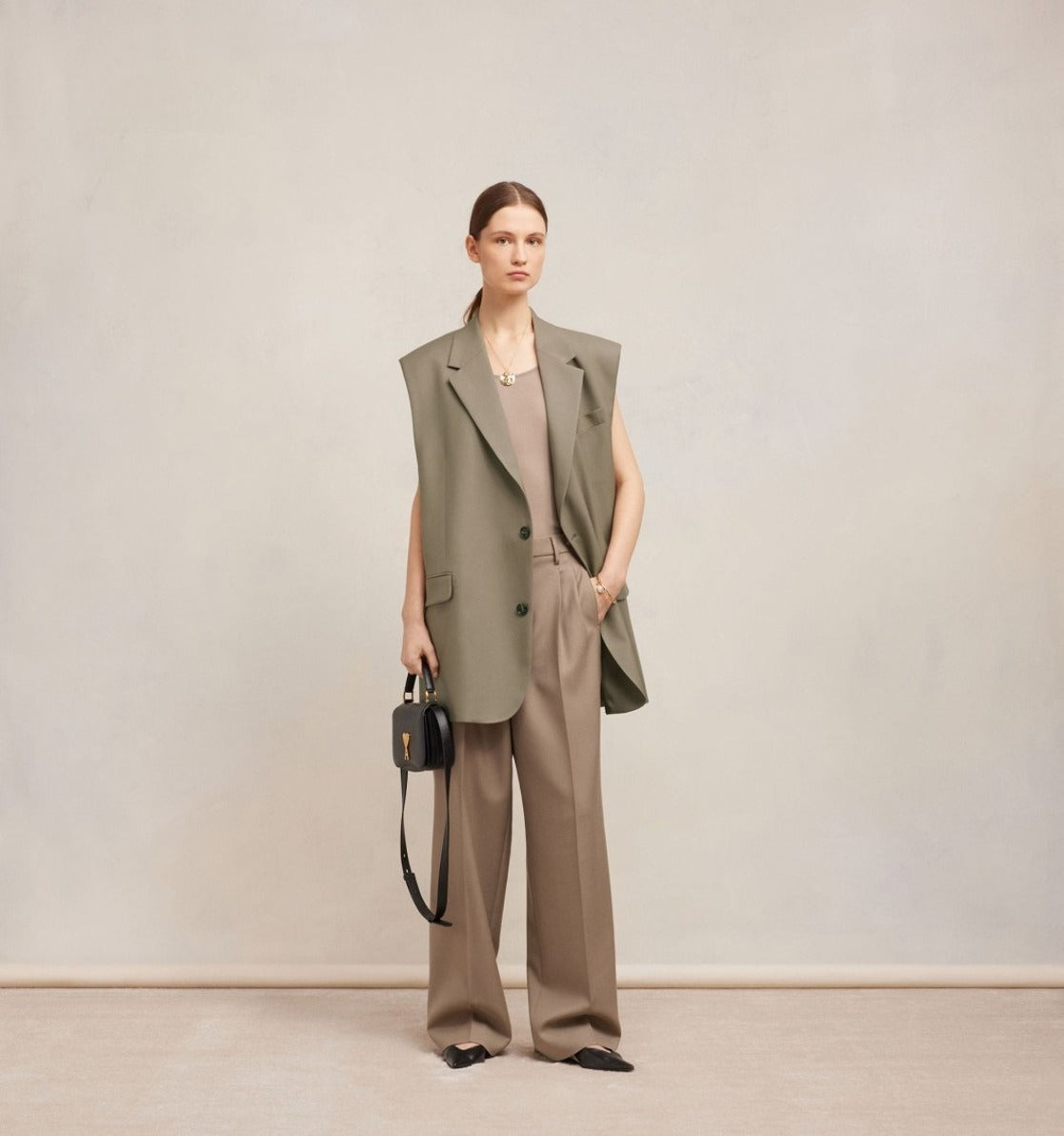 Sleeveless Tailored Blazer With Notch Lapel