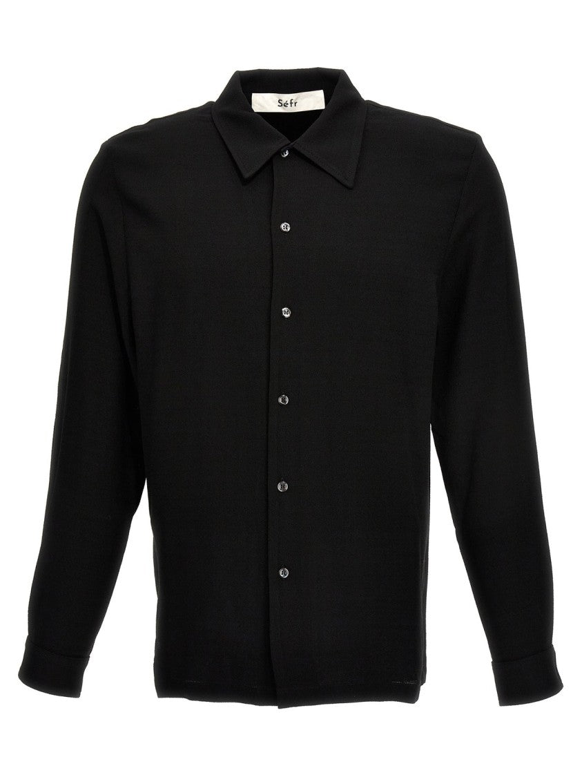Long-Sleeve Black Casual Shirt With Classic Collar And Minimalist Design