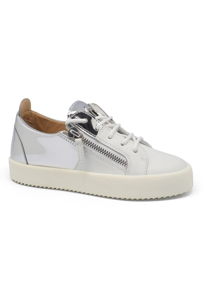 Double Sneakers