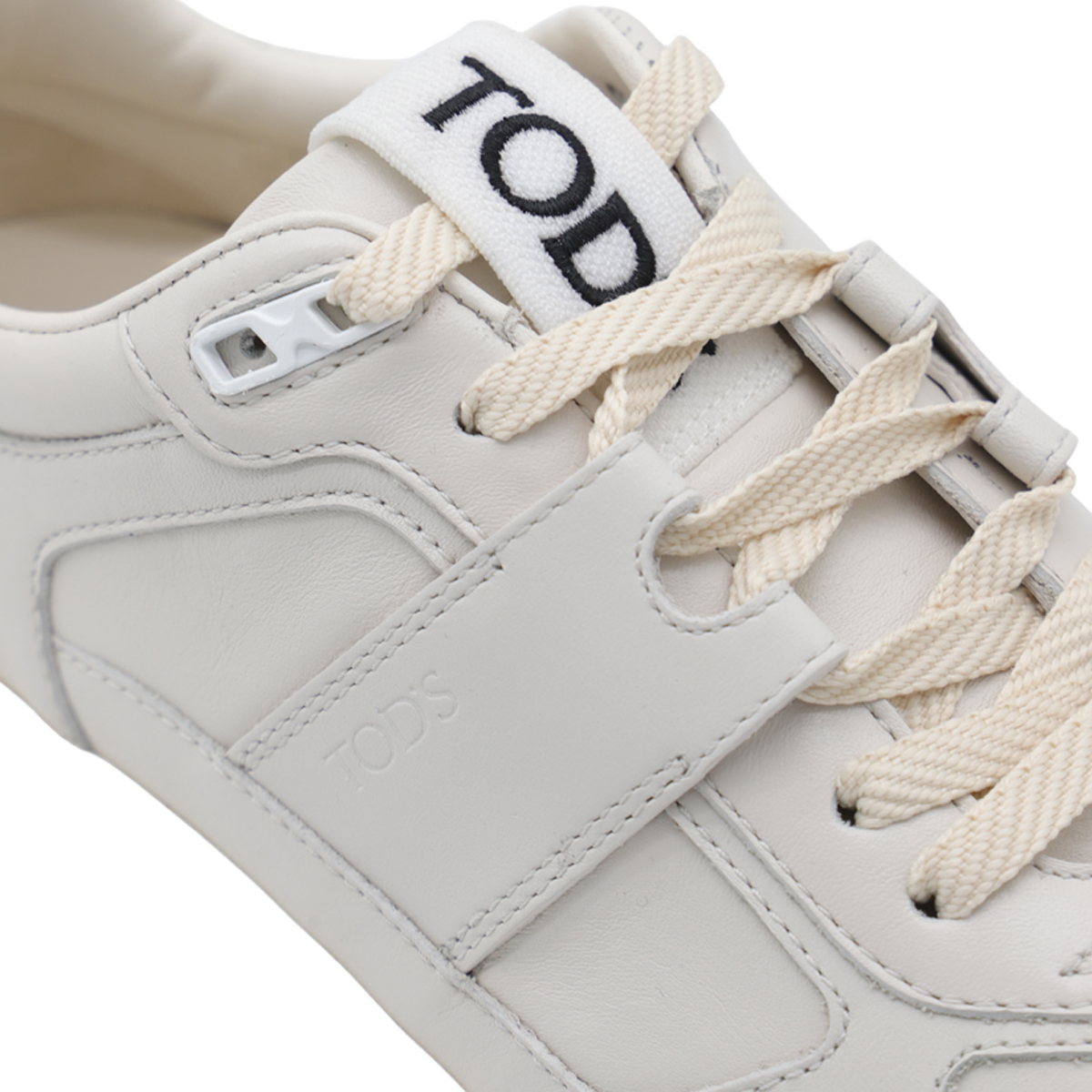 Sole Sneakers with Streamlined Upper