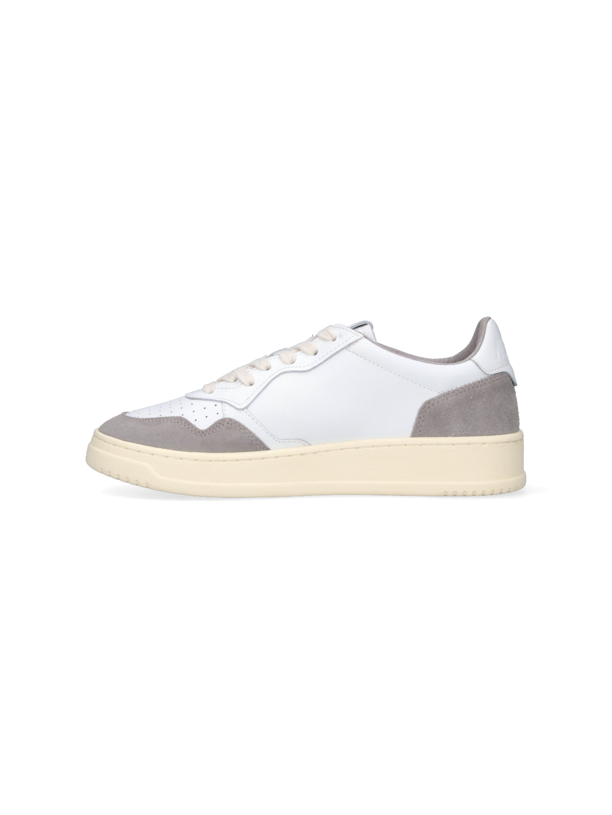 "Medalist" Low-top Sneakers White