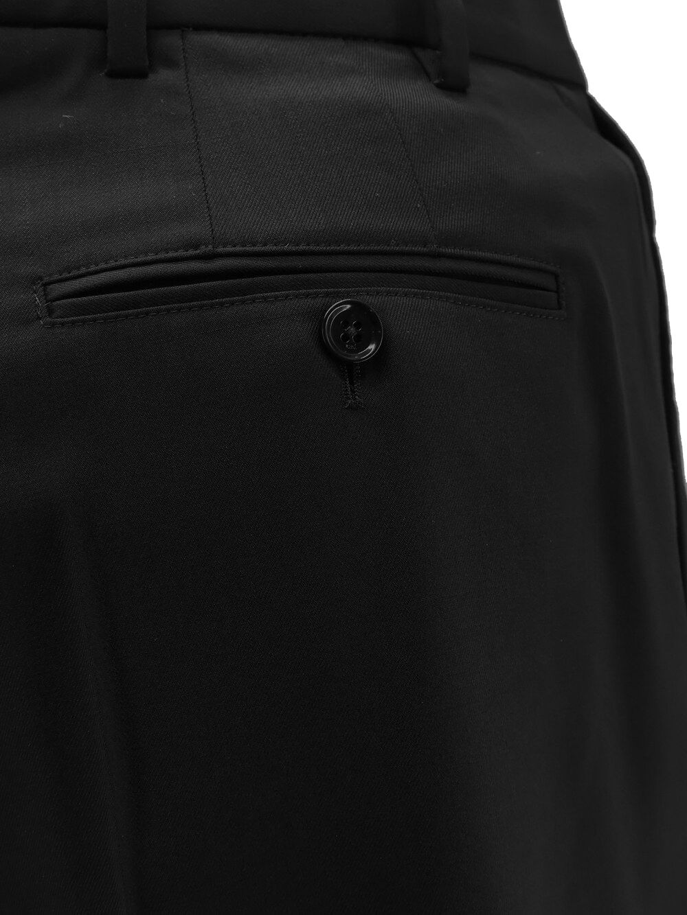 Tailored Mid-Rise Shorts with Concealed Fastening