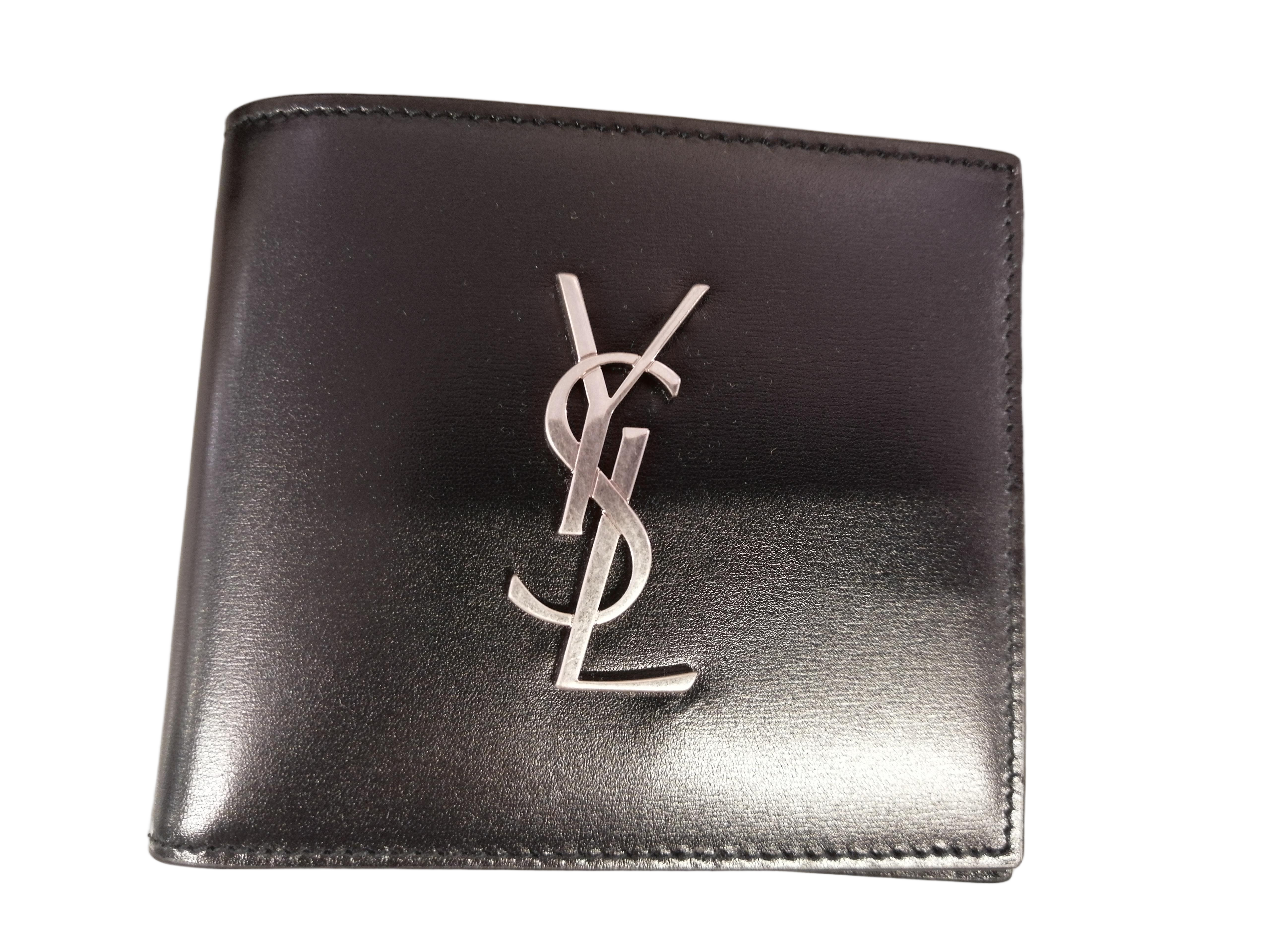 Bi-Fold Wallet in Calfskin with Logo Emblem