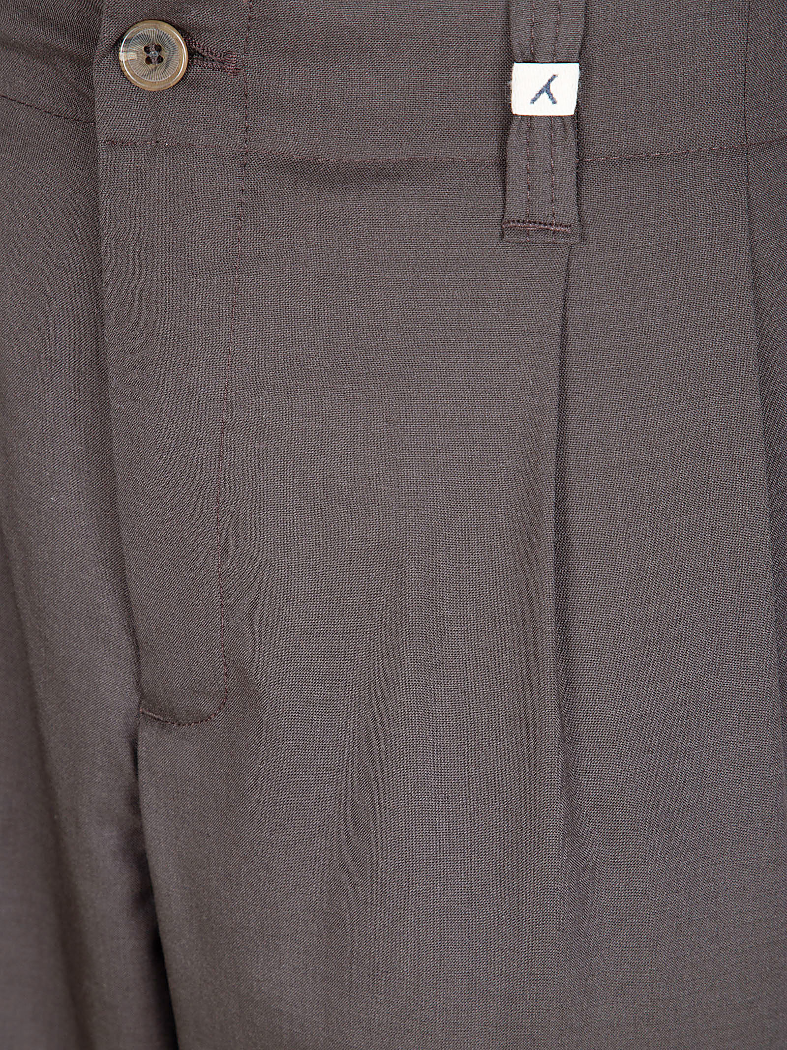 Straight-Leg Trousers with Subtle Sheen and Tailored Finish