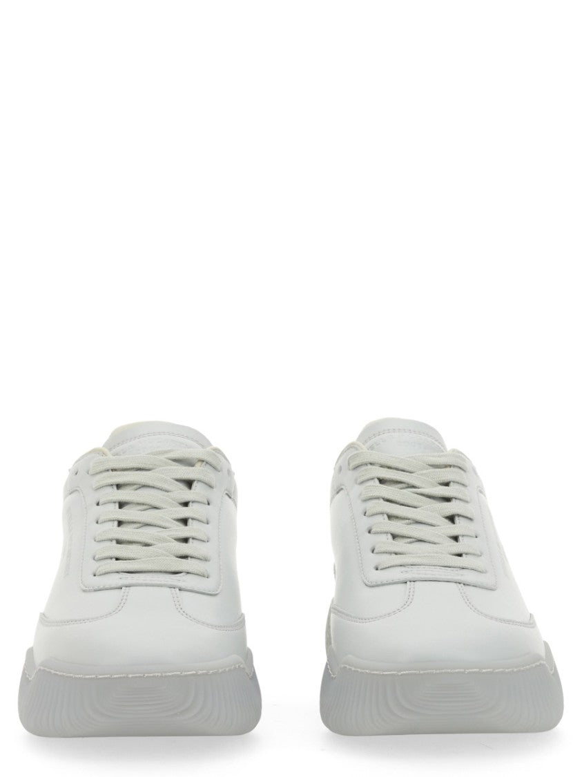 Loop Low-Top Sneaker