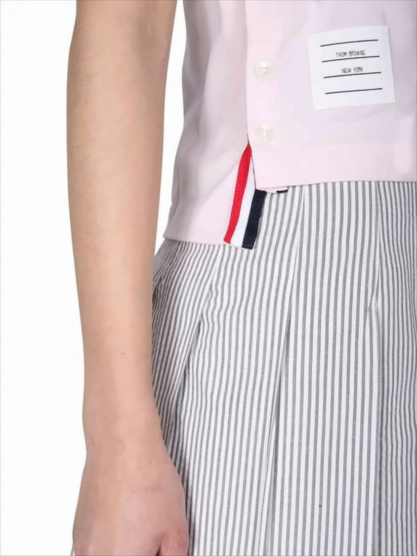 Light Pink Short-Sleeved T-Shirt with Trim and Striped Accents