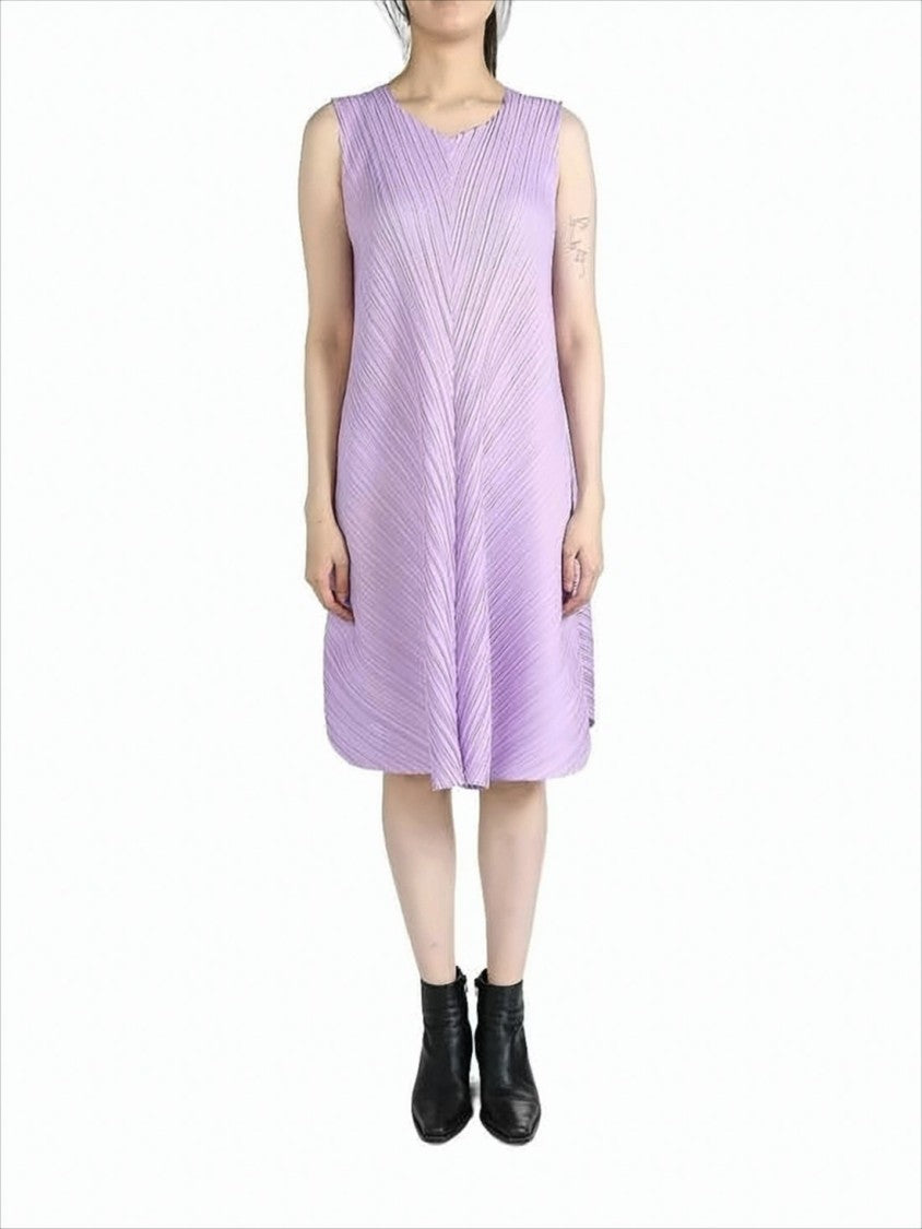 Pleated Midi Dress With Textured Silhouette