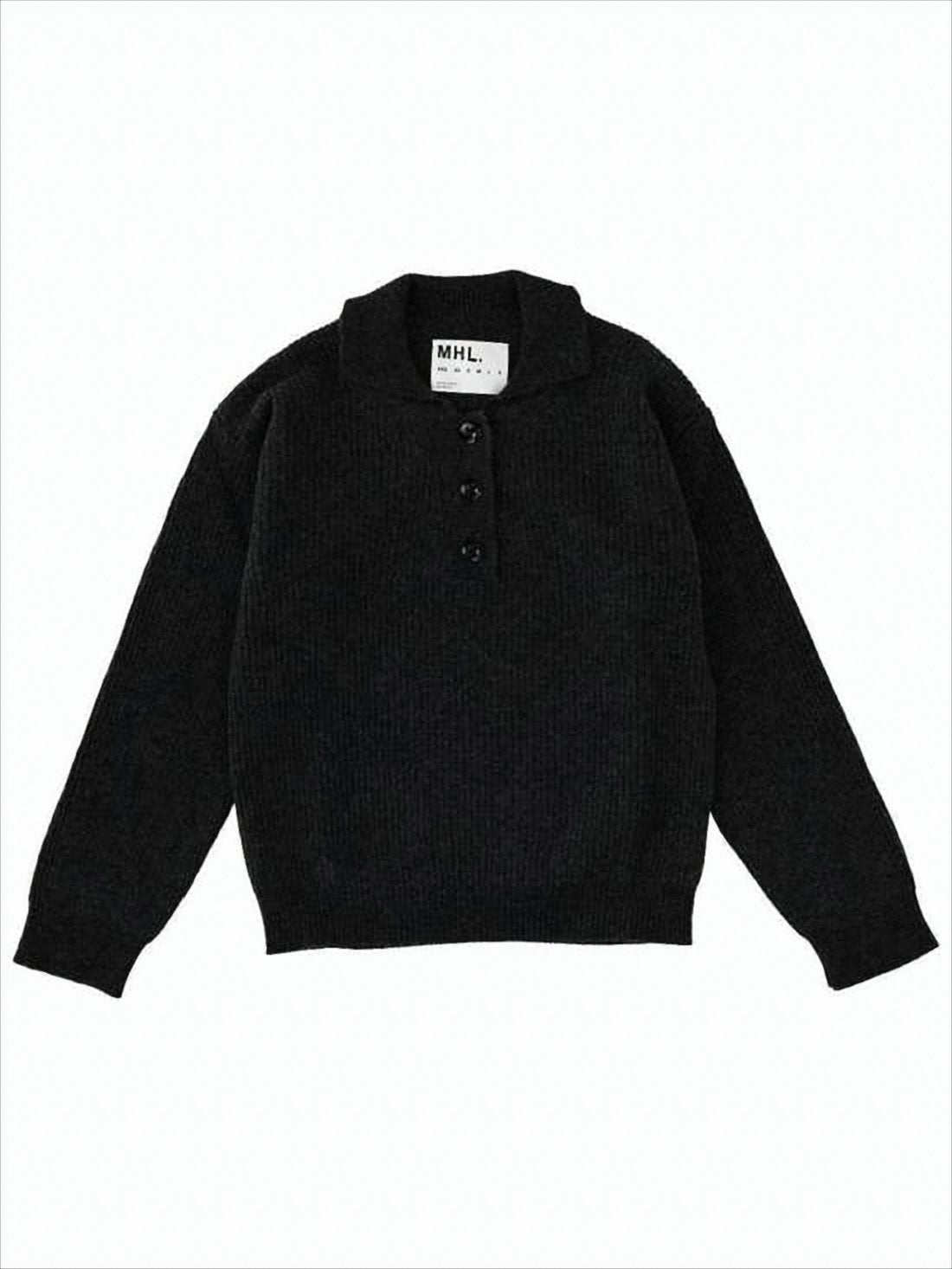 Ribbed Wool Sweater with Classic Collar