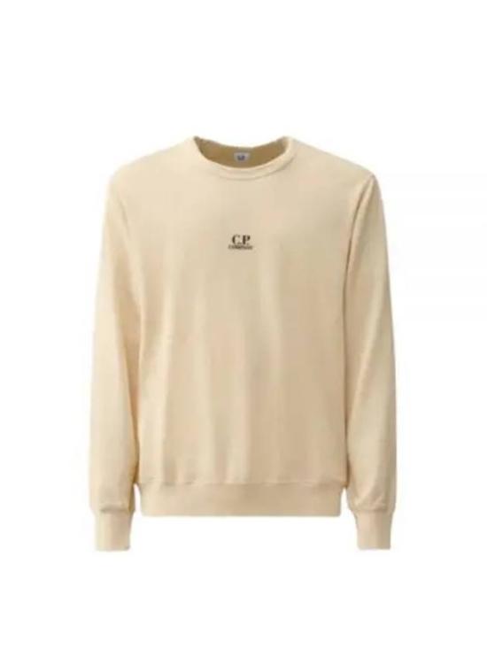 Minimalist Long-Sleeve Crewneck Sweatshirt With Logo Detail