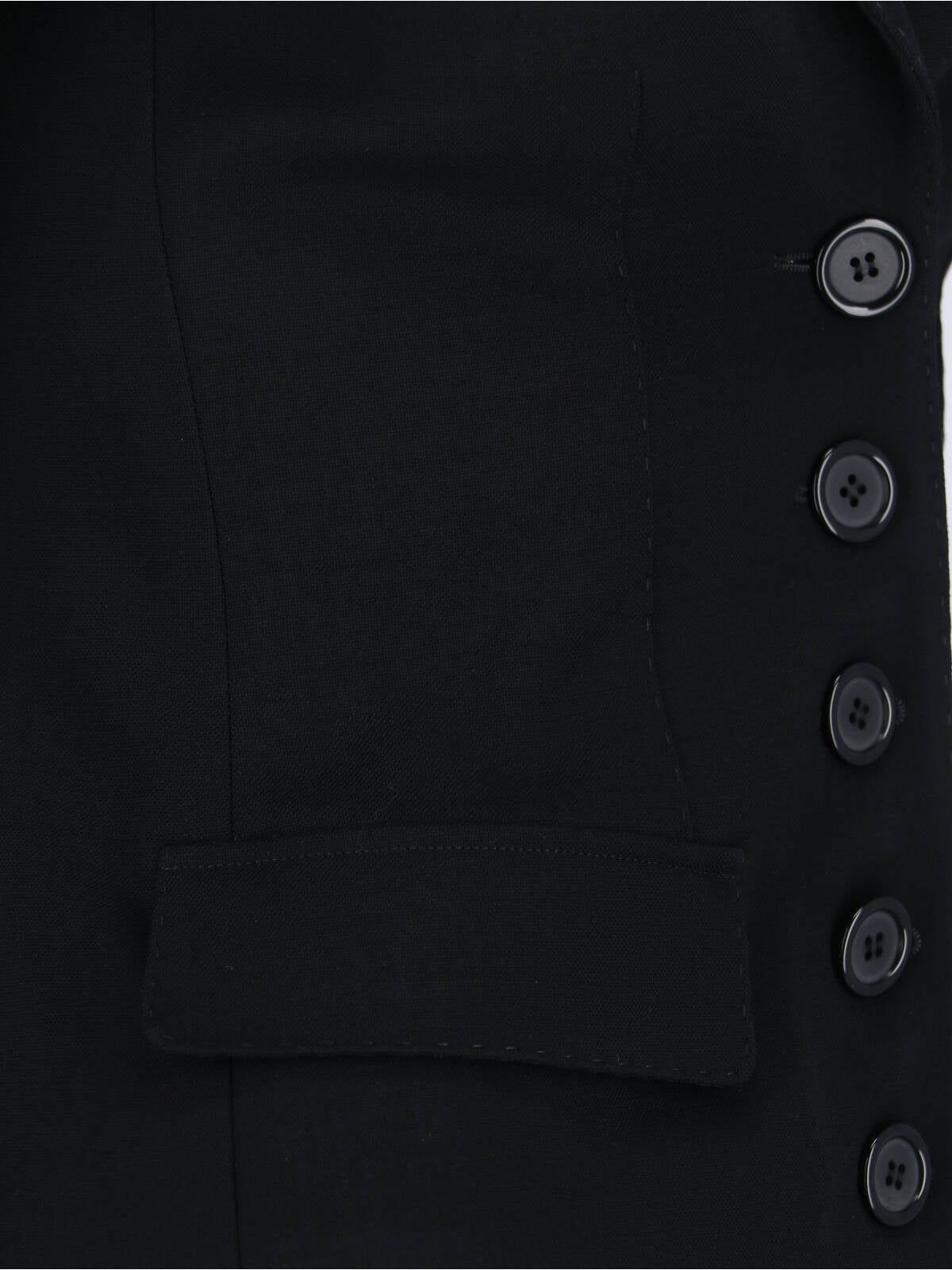 Tailored Black Jacket With Structured Shoulders And Minimalist Design