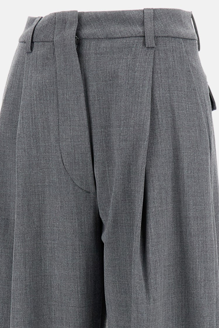 Wide Trousers With Elegant Pleats