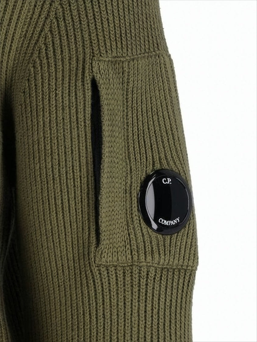 Chunky Ribbed Knit Sweater With Distinctive Patch Pocket