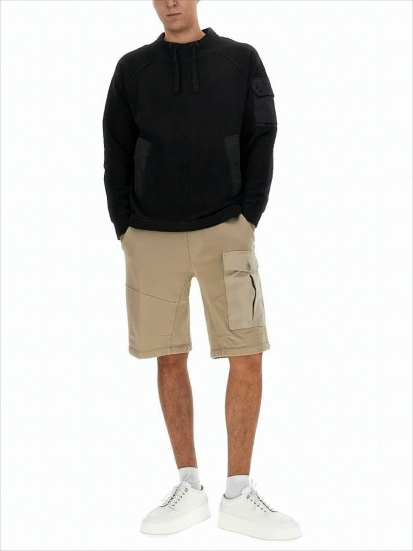 Relaxed Fit Long-Sleeve Tee with Adjustable Drawstrings and Unique Pockets