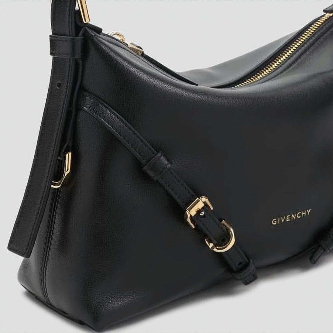 Minimalist Calf Leather Shoulder Bag with Adjustable Strap
