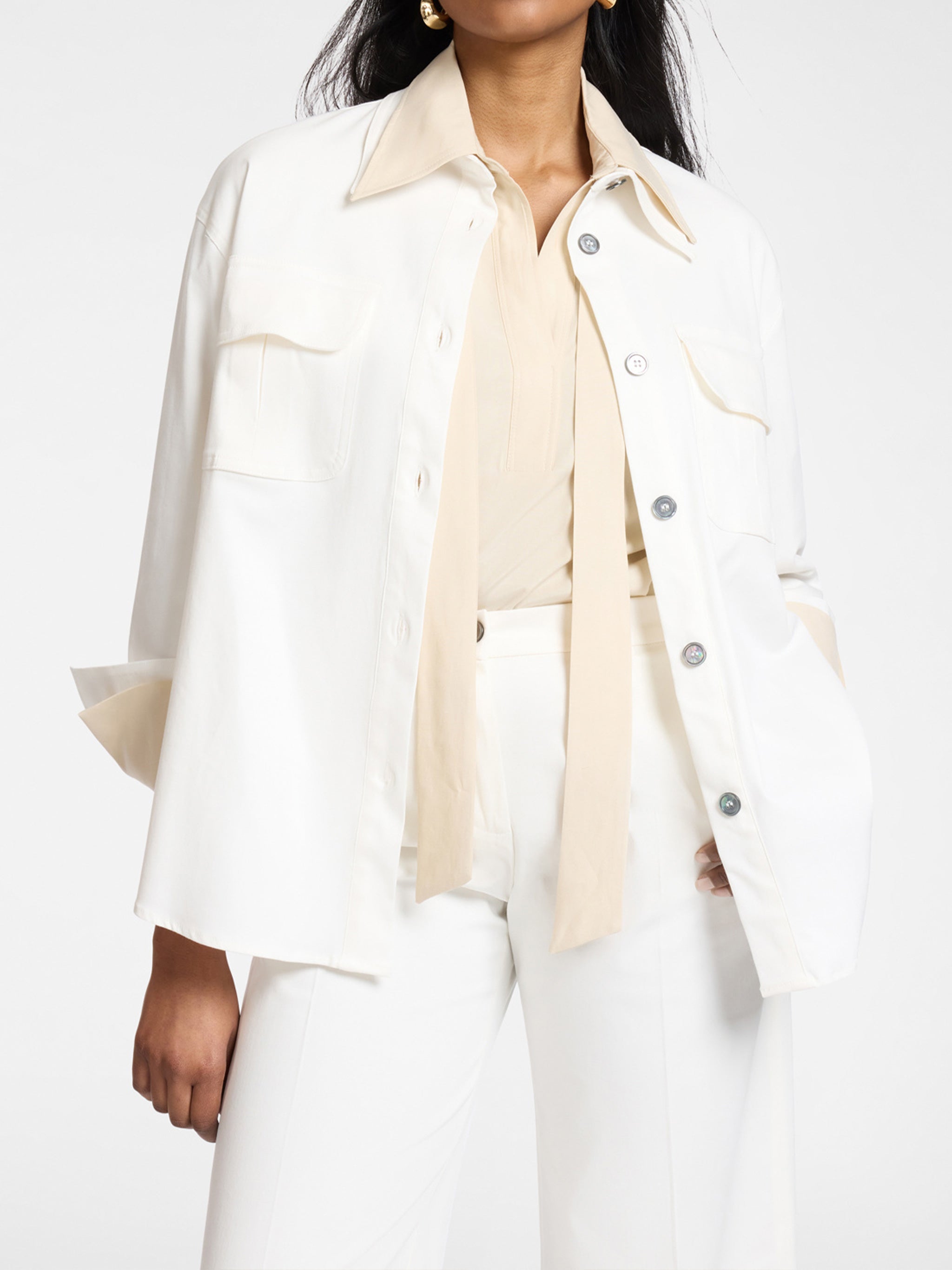 Loose-Fitting Long-Sleeved Flap Pocket Shirt
