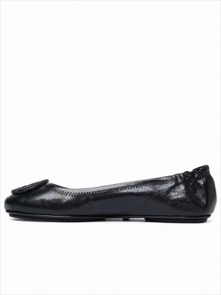 Lamb Leather Black Flat Shoes with Textured Emblem