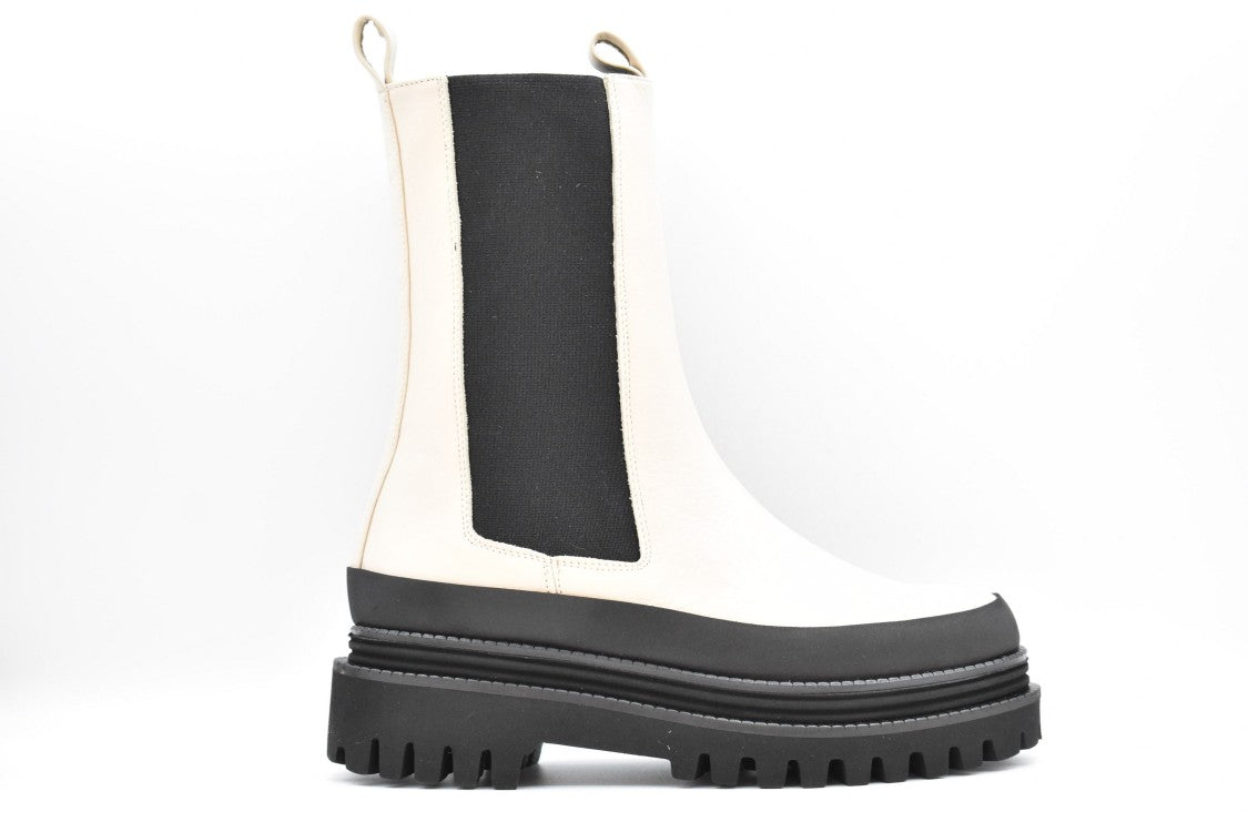 Platform Flat Shoes With Contrasting Elastic Panel