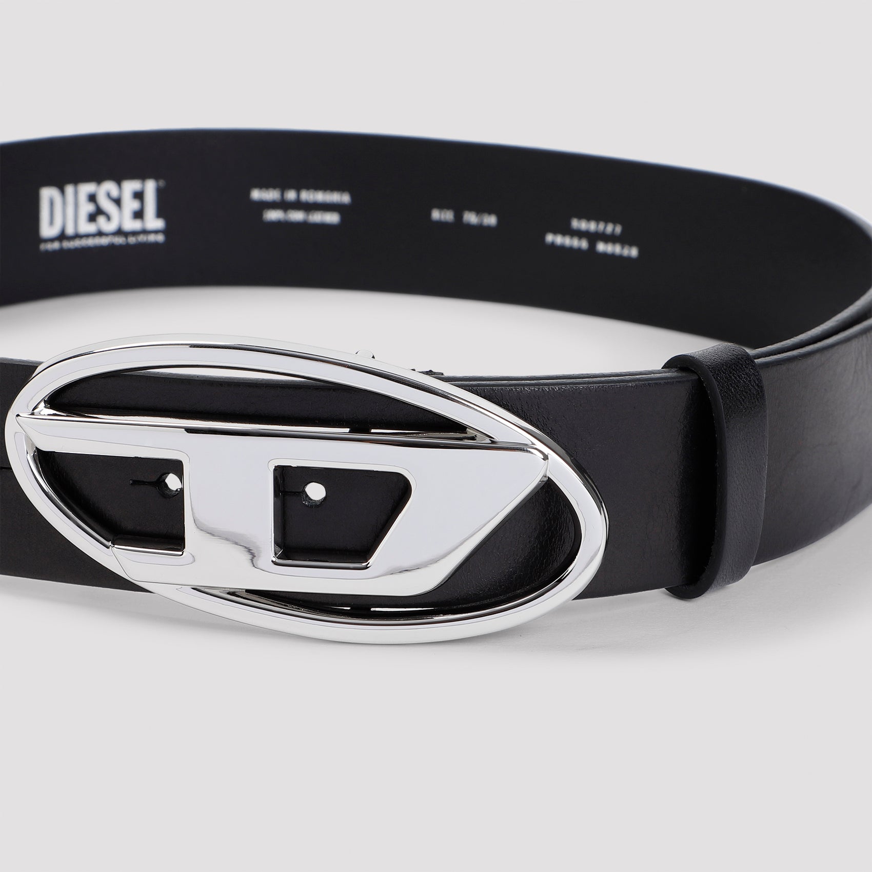 Black Leather Belt With Polished Oval Buckle