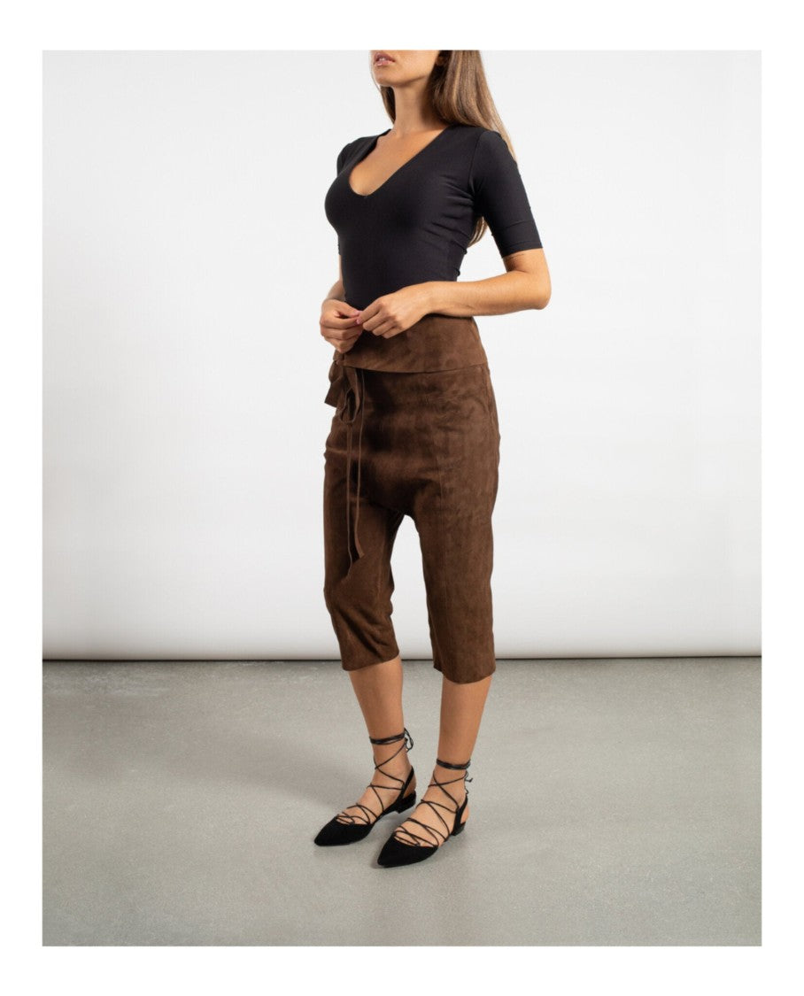 Cropped Suede Droped Shorts