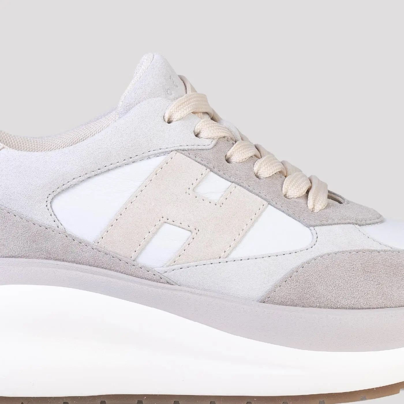 Lace-Up White Sneakers With Iconic 'H' Detail