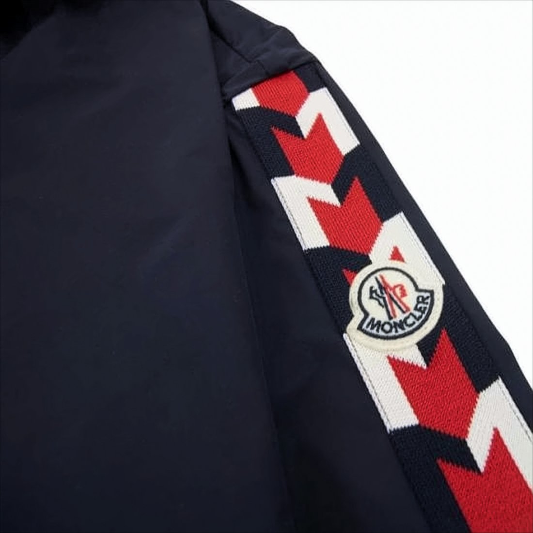 Sleek Hooded Jacket with Bold Geometric Accents