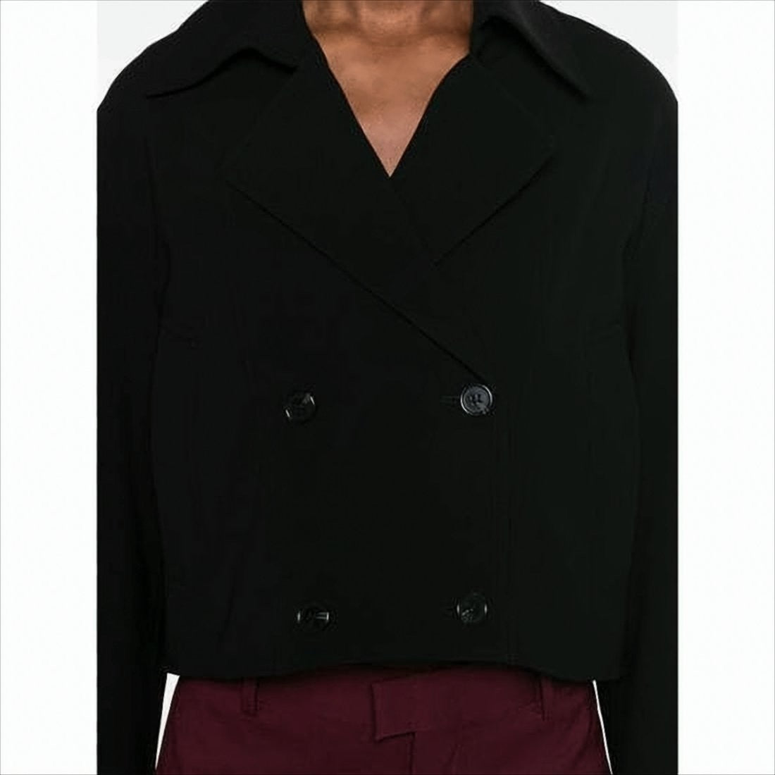 Cropped Double-Breasted Jacket with Wide Lapel and Structured Fit