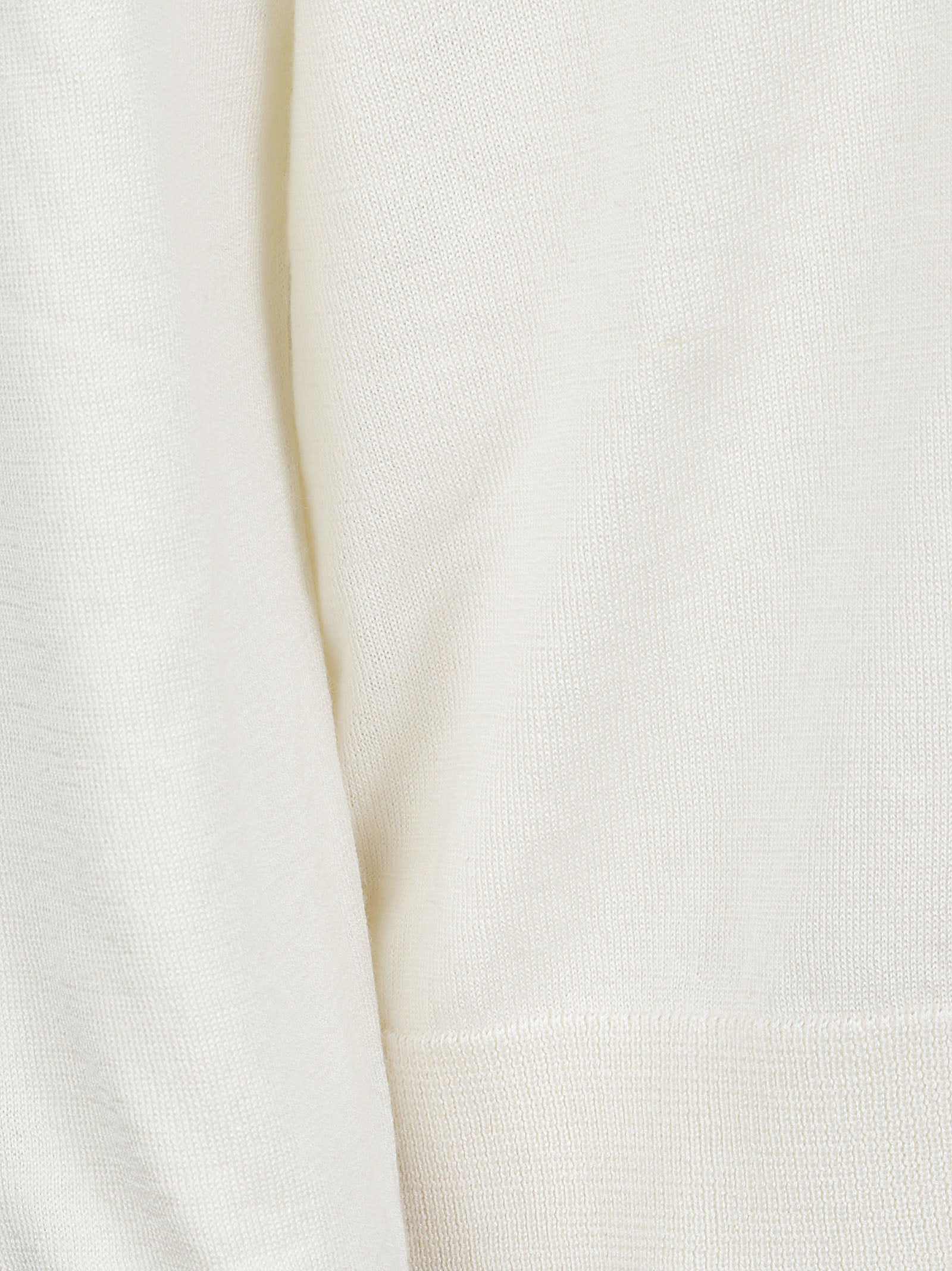 Long-Sleeve Fine-Knit Pullover