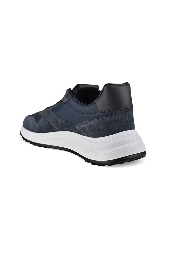Hyperlight Sneakers