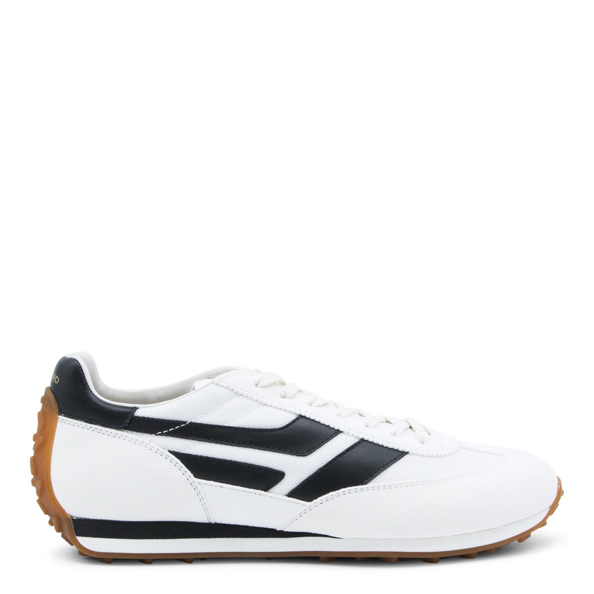 Minimalist White Sneakers with Smooth Silhouette