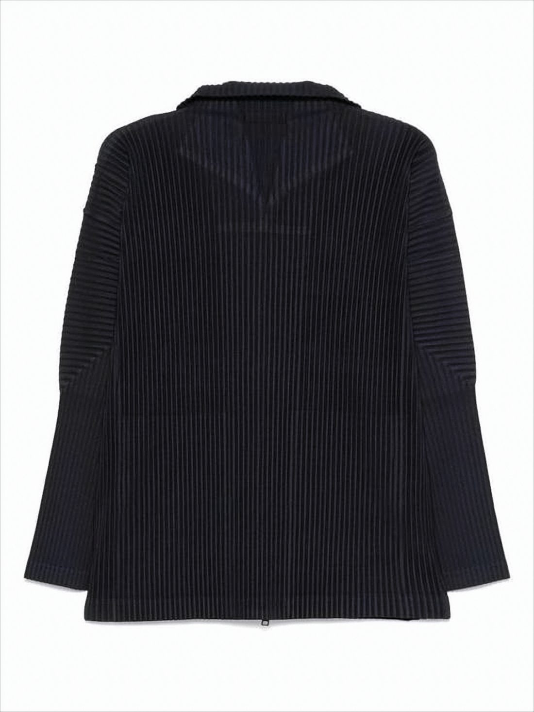 Pleated Black Jacket with Front Zipper