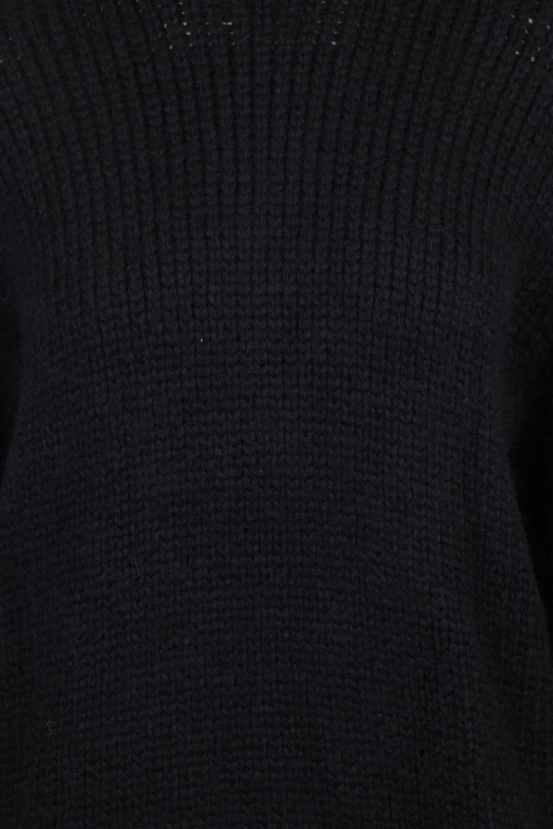 Alpaca Turtleneck Sweater - Black