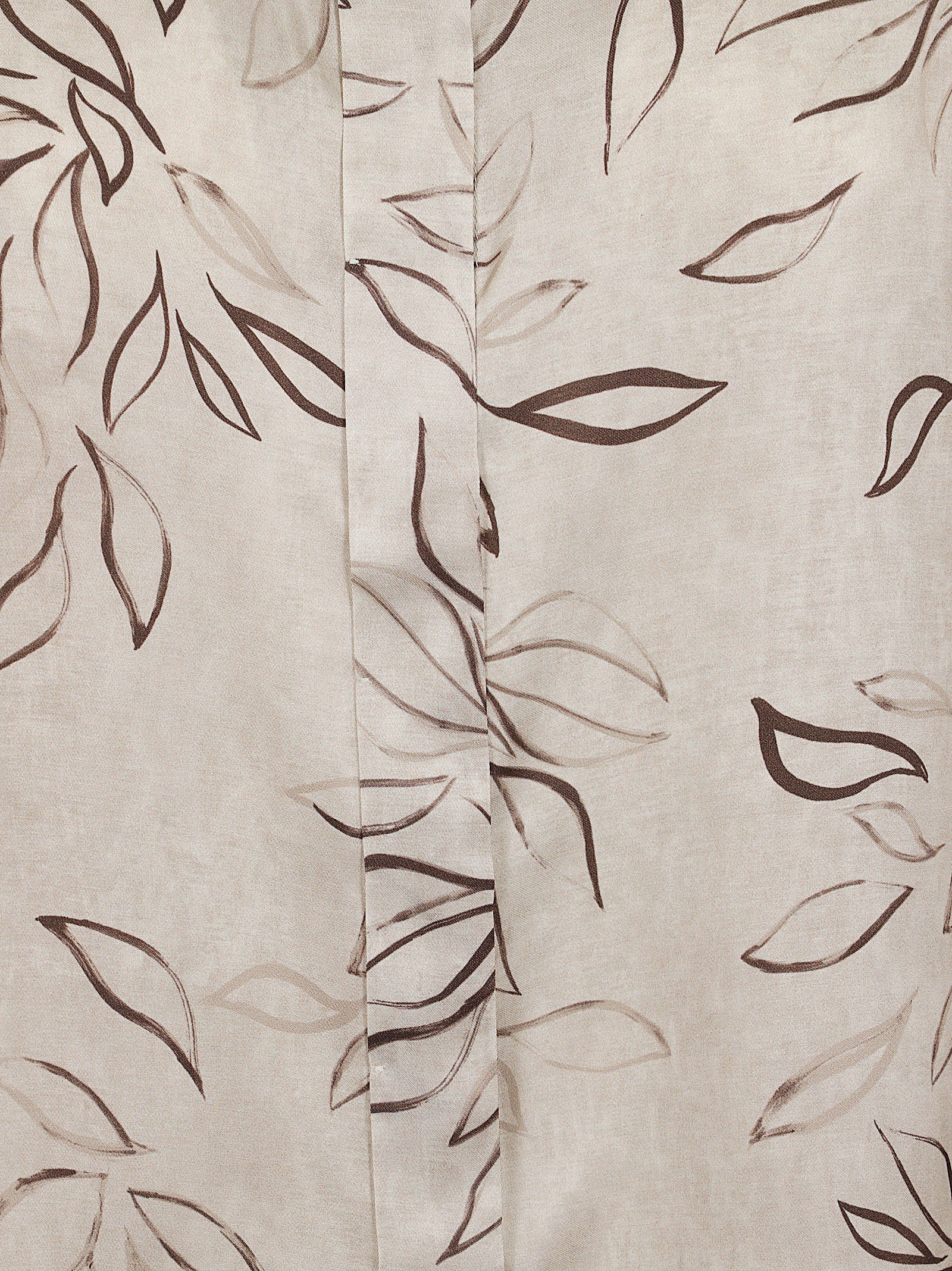 Three-Quarter Sleeve Shirt with Leaf Pattern