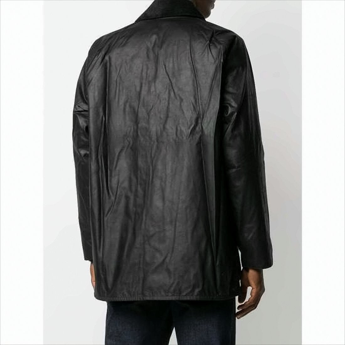 Tailored Barbour Jacket with Timeless Appeal
