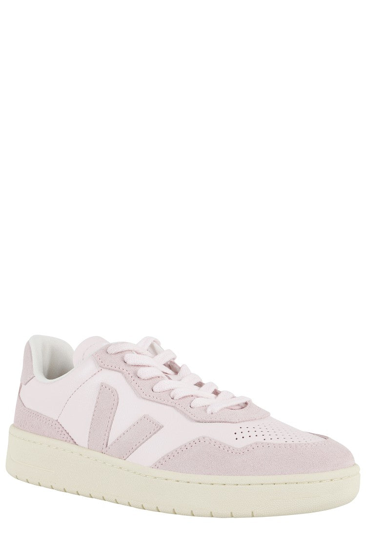 V-90 Sneakers