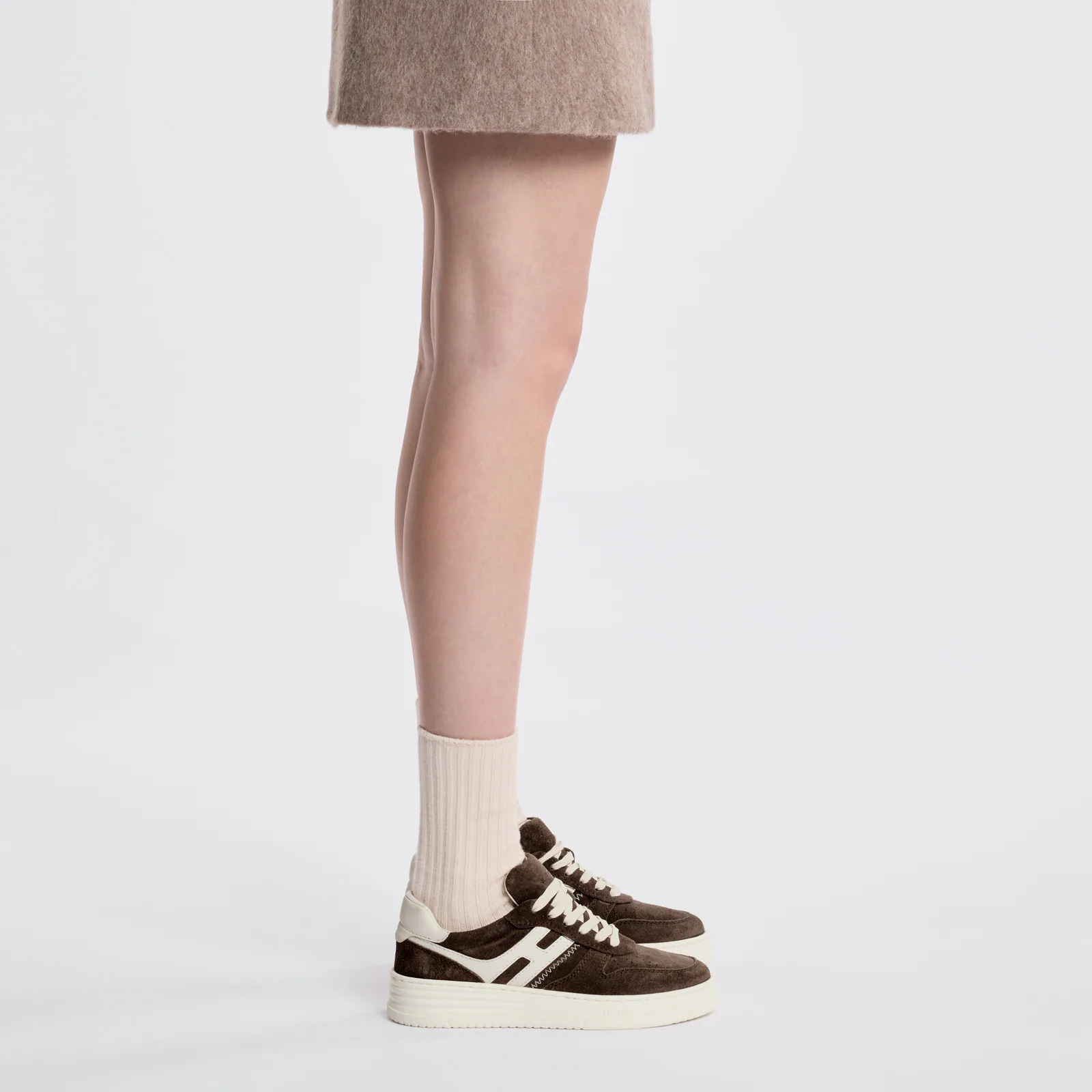 Hogan H630 Sneakers With Calfskin