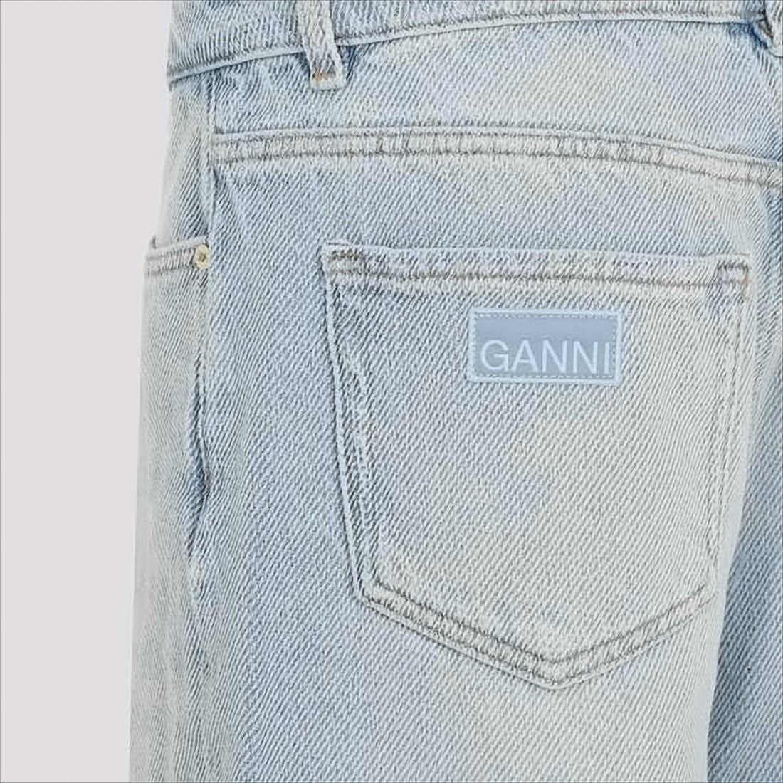 Light Wash Wide-Leg Denim Pants with Vintage Appeal