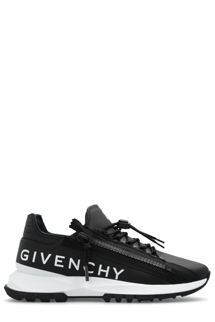 Low-Top Sneaker with Bold Logo and Streamlined Design