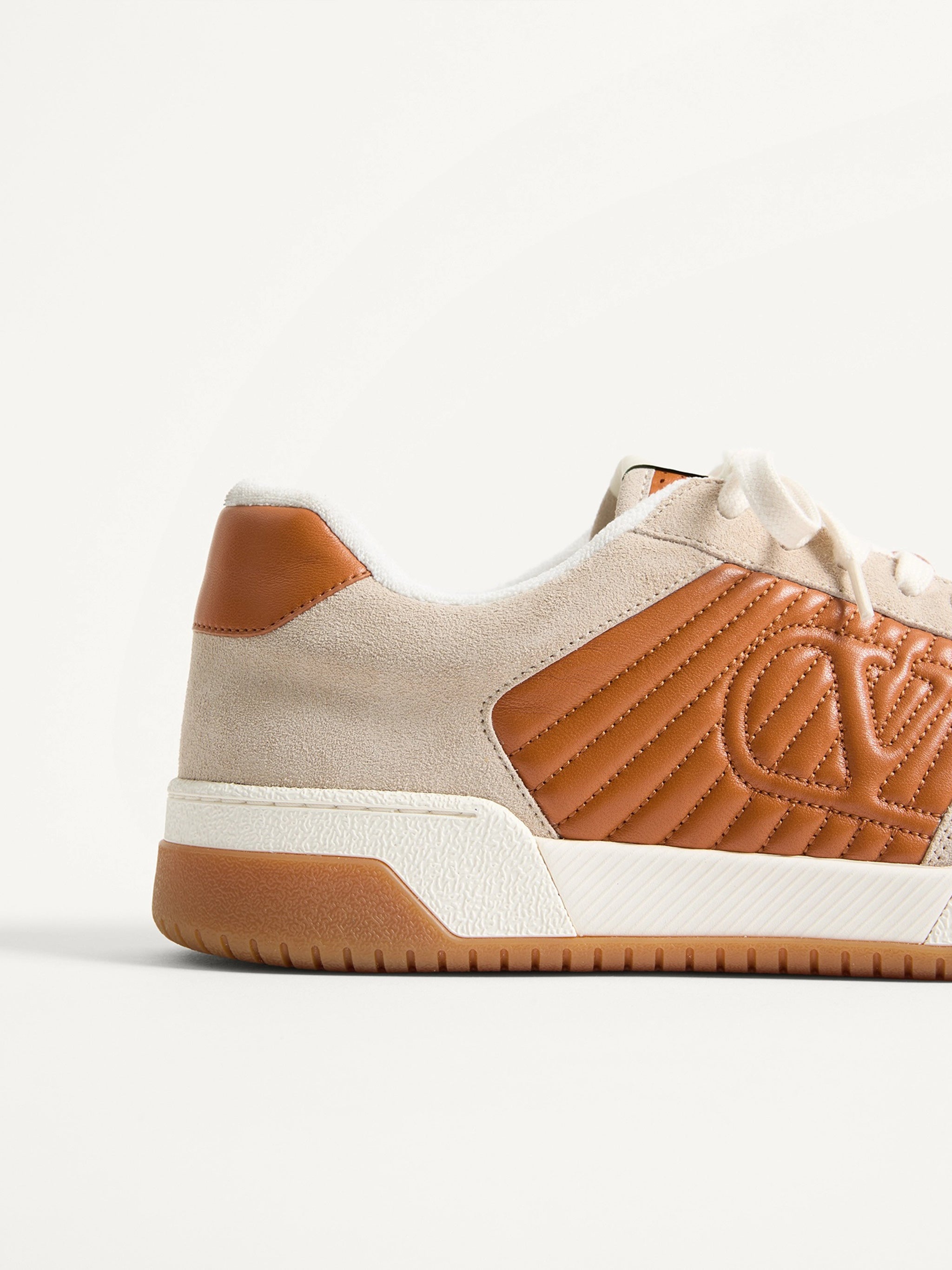 Tan Sneakers Low-Top Smooth Leather Sneakers