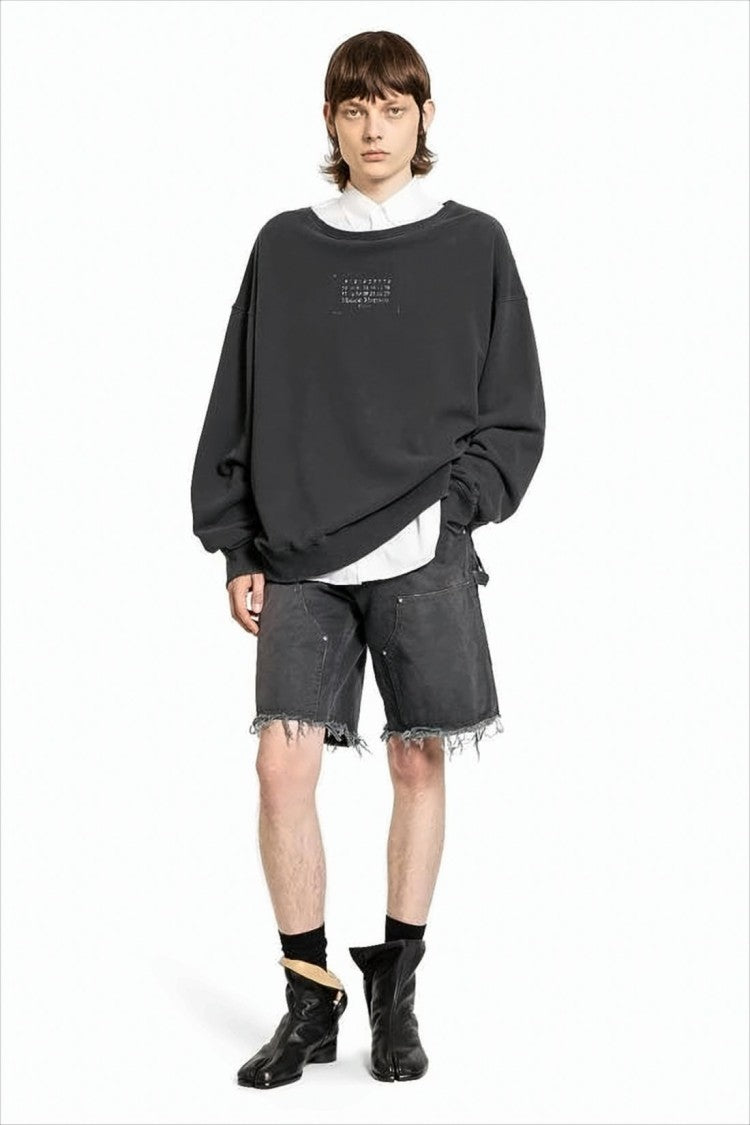 Mid-Thigh Relaxed Fit Shorts With Distressed Hem And Utility Pockets