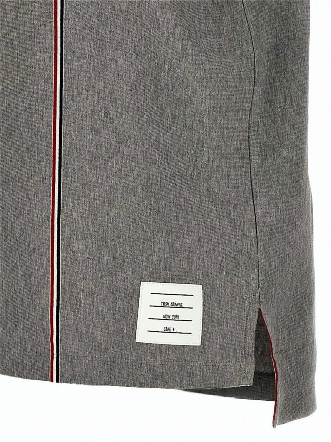 Short-Sleeved Polo Shirt With Classic Collar And Vertical Stripe Detail