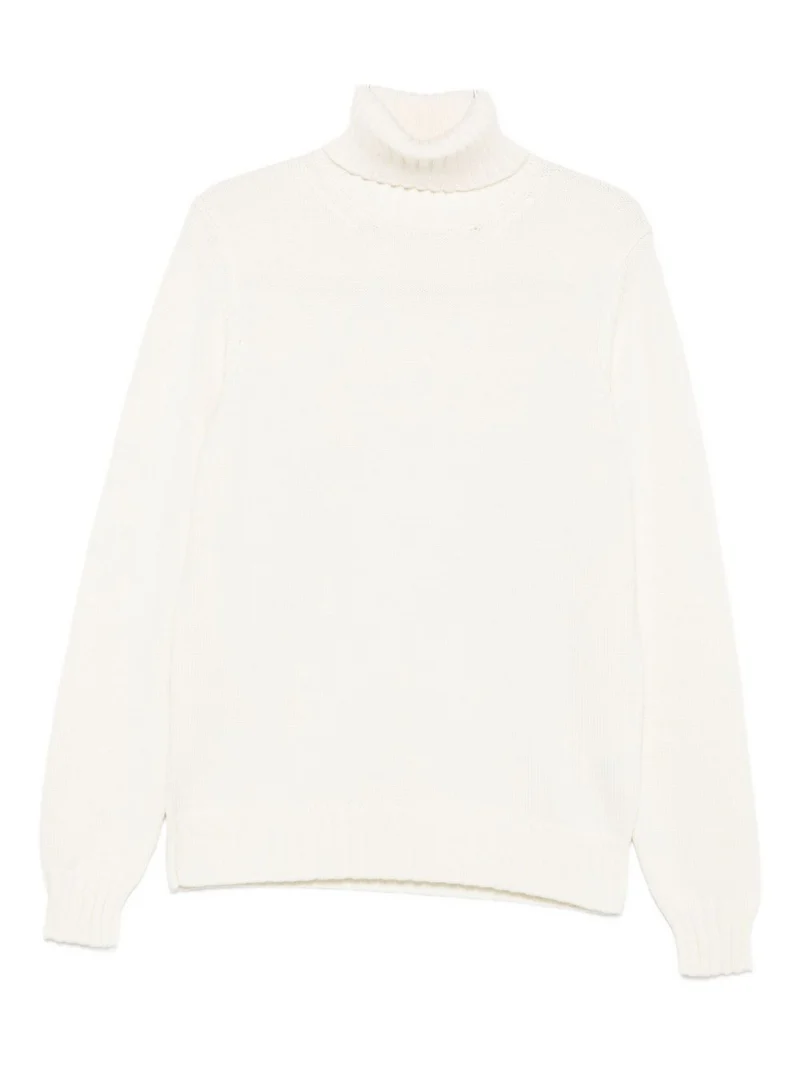 Refined Turtleneck Sweater In Creamy Off-White Merino Wool