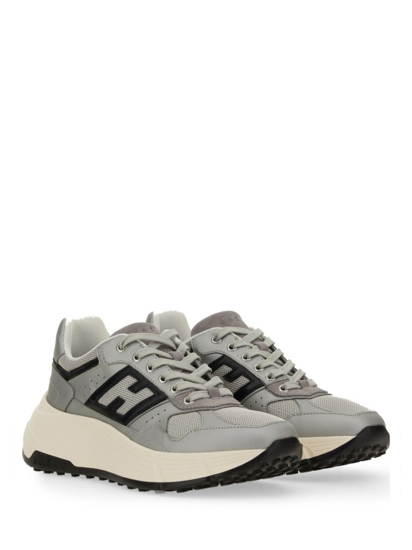 Hi-Fi Sneaker