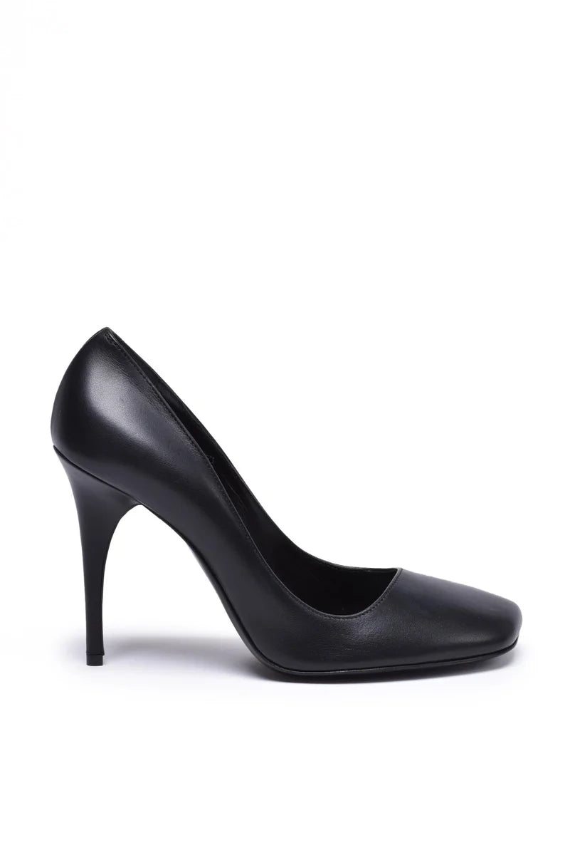 Asymmetrical Toe Pumps - Black