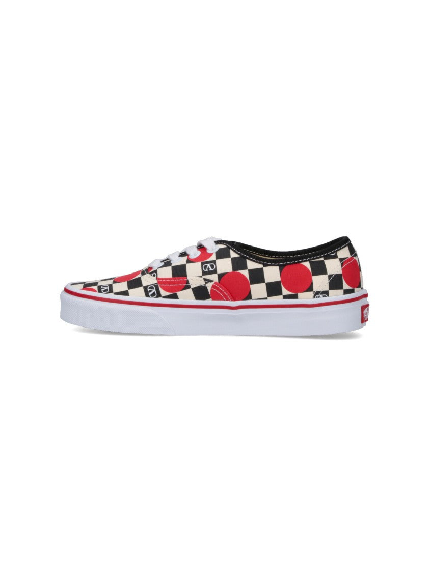 Low-Top Sneakers With Checkerboard Design